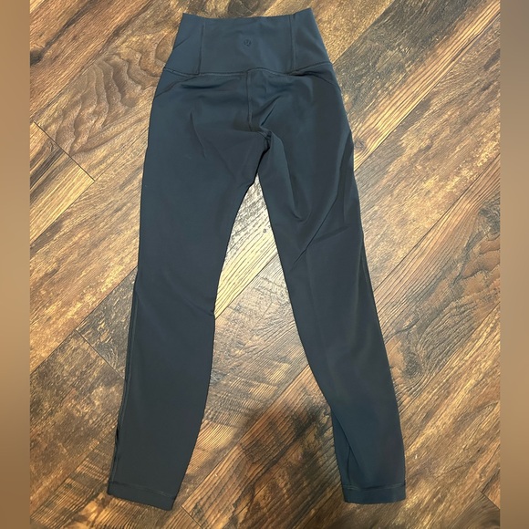 Lululemon Mesh Stripe Leggings - Picture 3 of 13